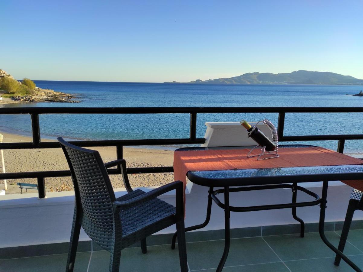Budget Studio 1 - Sea View - Renovated February 2021 CCharaki Exterior foto